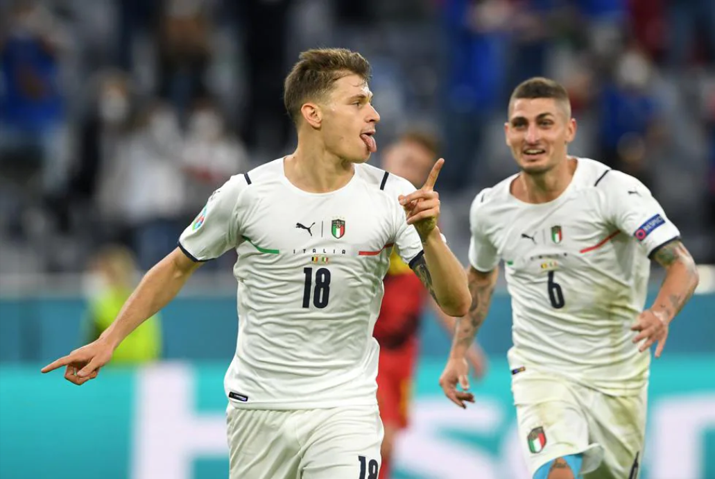 爱游戏网站 -风云突变纽约尼克斯转会期战术微调，社区盾版图或变，引发热议，高层口径保持一致 