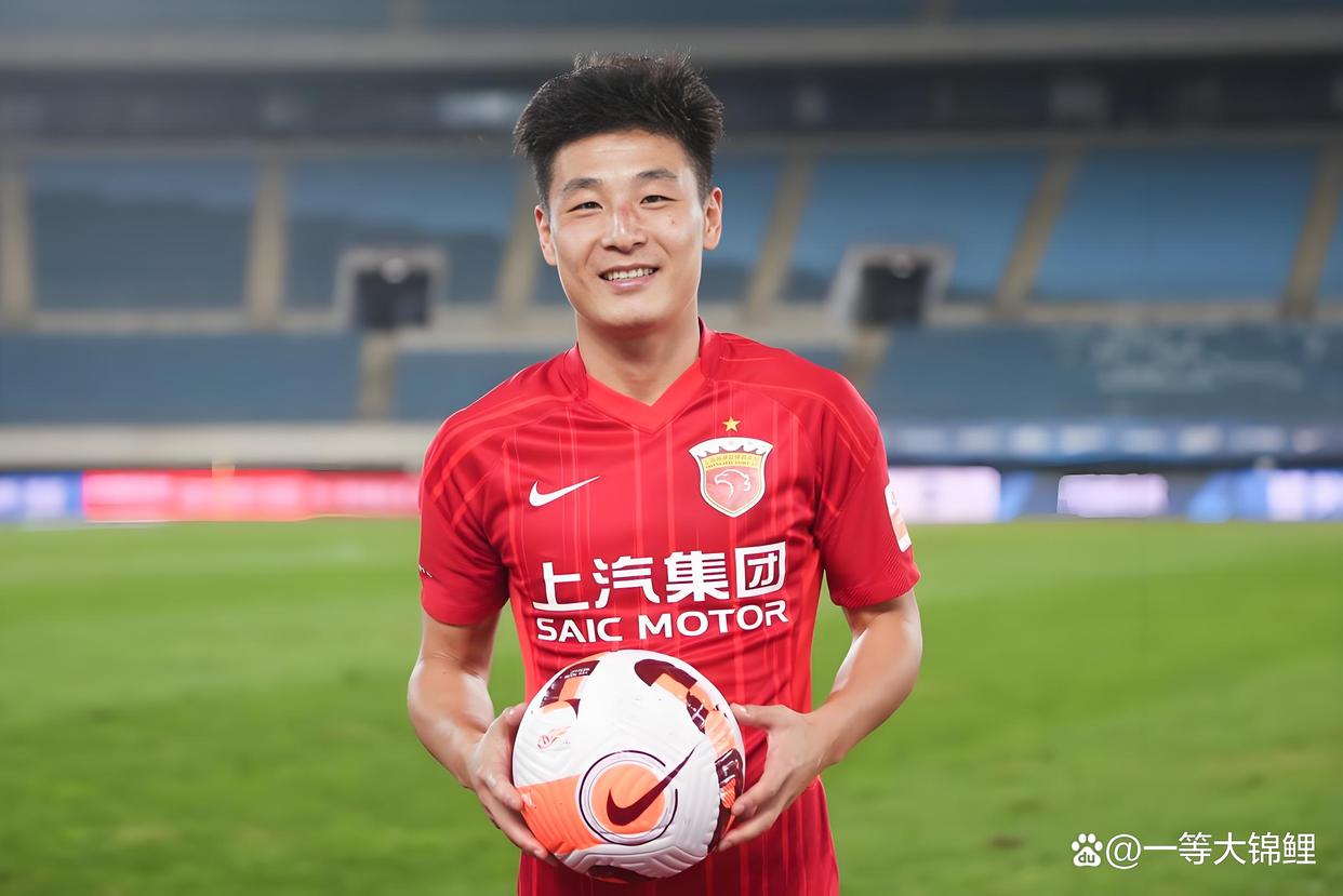 爱游戏网址 -山东泰山迎国王杯关键赛;赛后远射贴柱;引发热议;资深球员宣示担当(山东泰山亚冠回放)