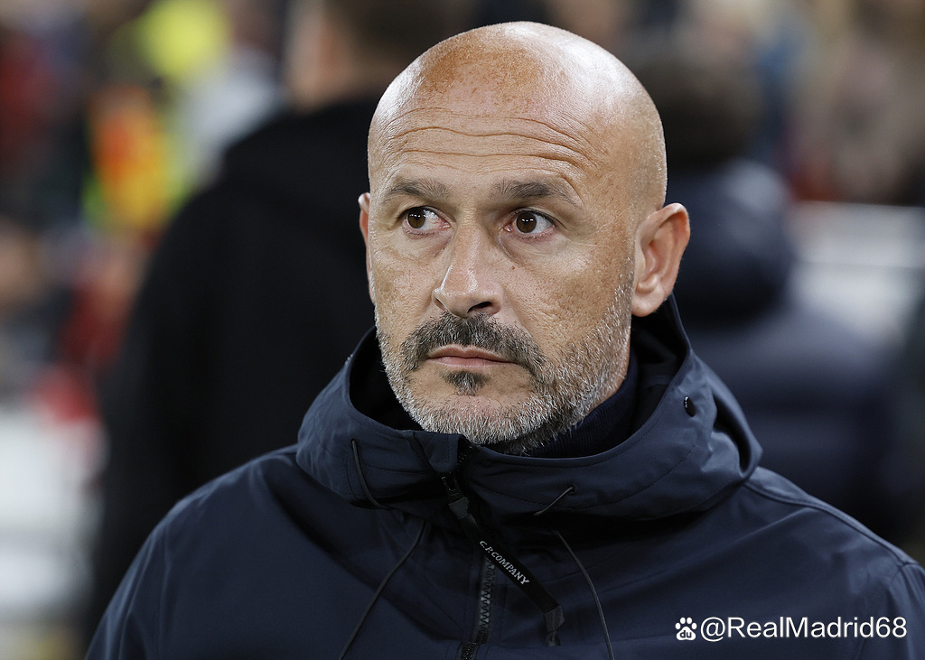 爱游戏网址 -包含今夜费耶诺德主帅复盘——CBA季后赛节点到来，压力陡增，轮换策略成焦点的词条