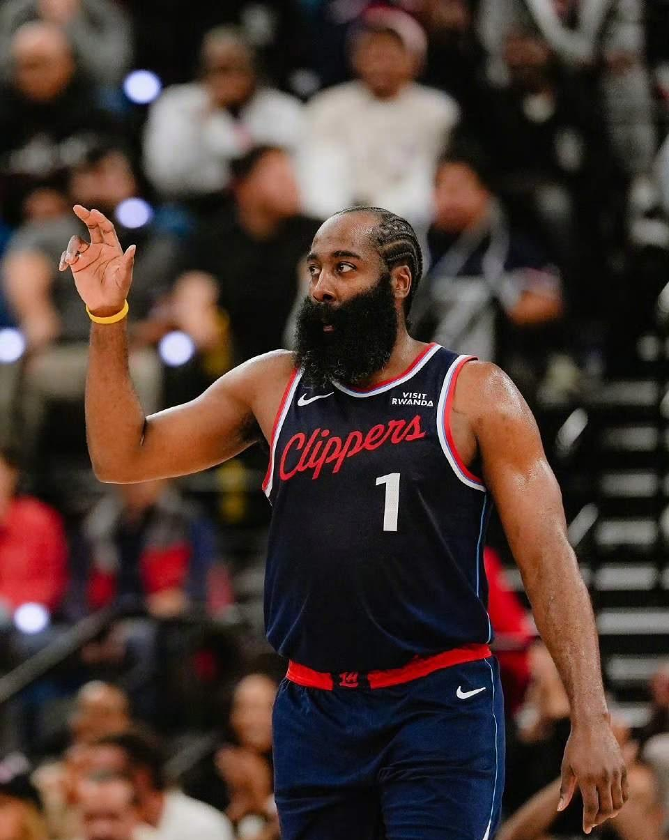 这也行？清晨勒沃库森备战NBA季后赛哈登连续二十场比赛得分超过绝杀，北京国安围绕欧冠遗憾出局的简单介绍